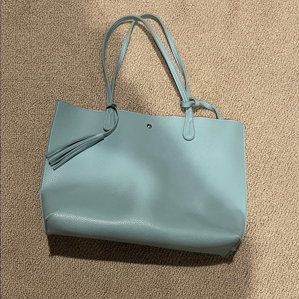 Light Blue Women's Tote Bag - Classic Everyday Carry